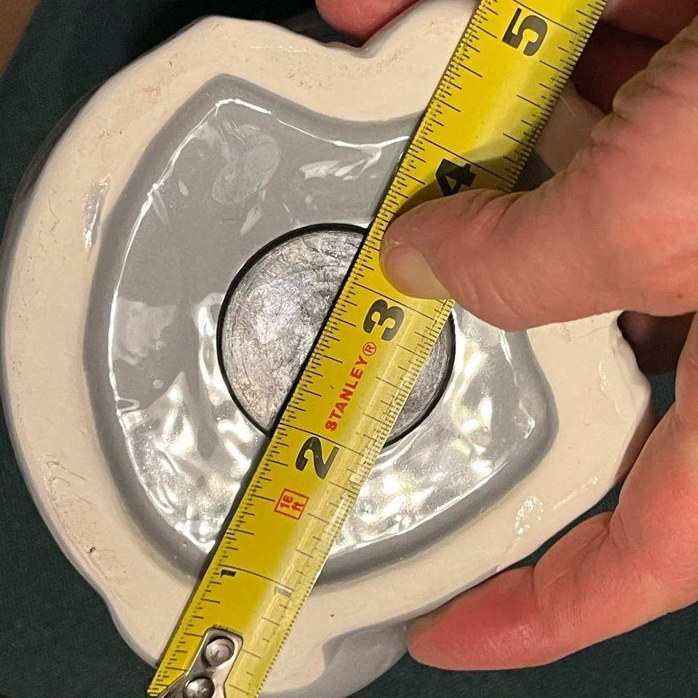 Handmade ceramic kitty coin bank coin slot back of head, gray white kitty 6 x 5” - Picture 8 of 8